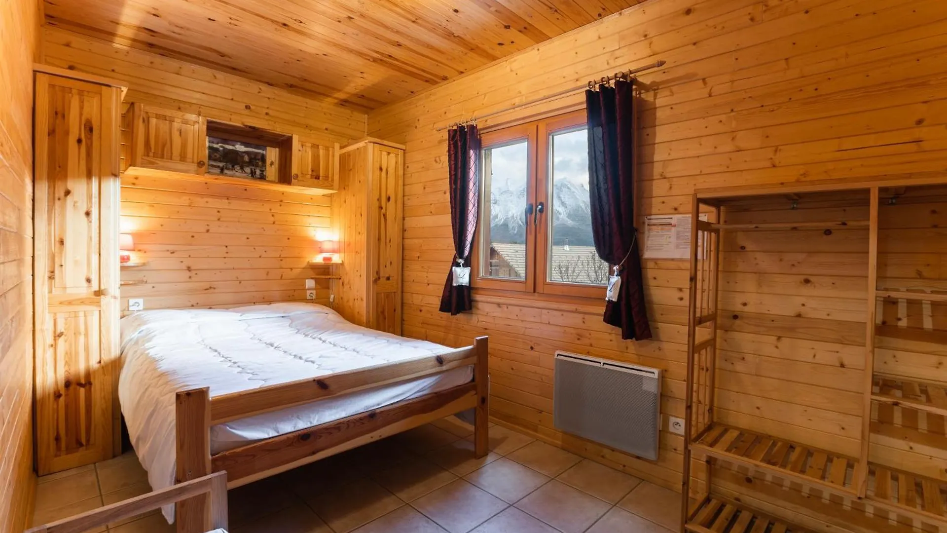 Chalet Luxe, 8-10 Pers, Parking, Sauna, Wifi, Netflix, Recommande Par Locataires Saint-Étienne-en-Dévoluy