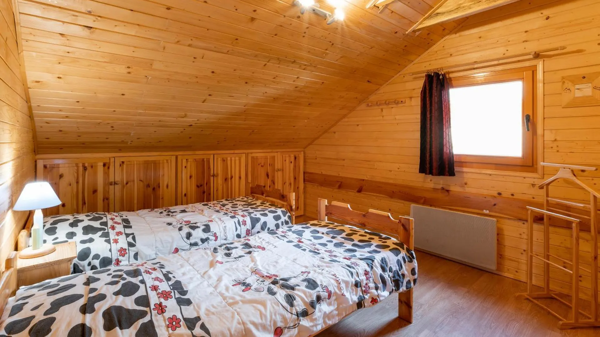 Chalet Luxe, 8-10 Pers, Parking, Sauna, Wifi, Netflix, Recommande Par Locataires Saint-Étienne-en-Dévoluy